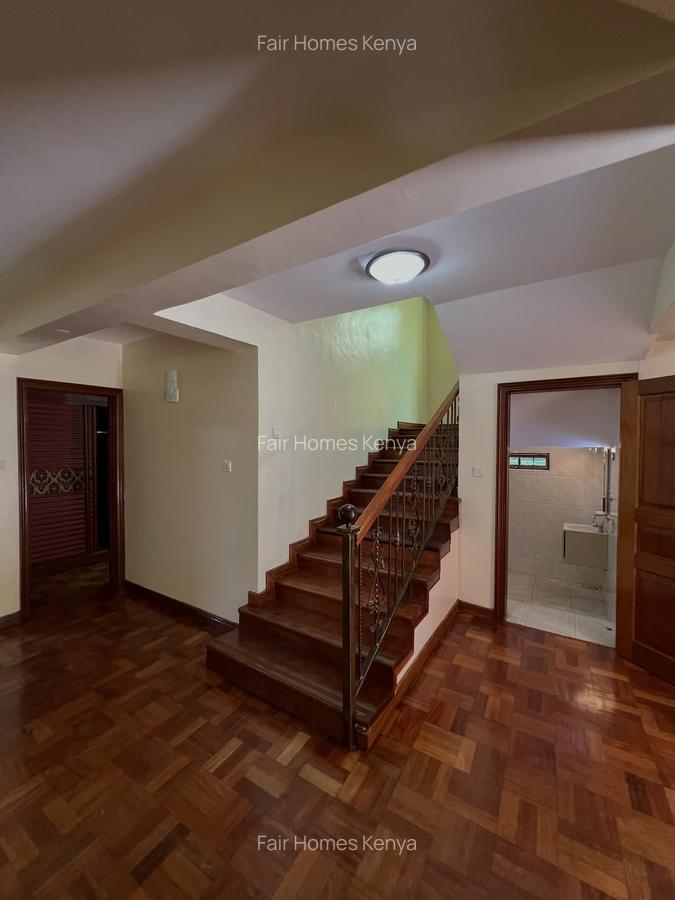 5 Bed Townhouse with En Suite at Othaya Road - 3