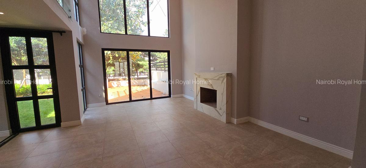 4 Bed House with En Suite at Palm Valley - 14