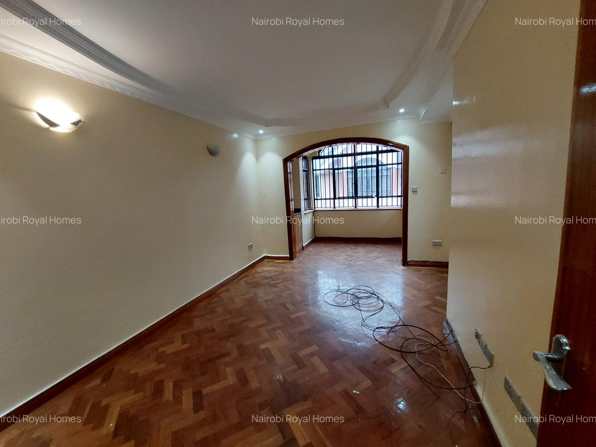 4 Bed Townhouse with En Suite at Lavington Road - 13