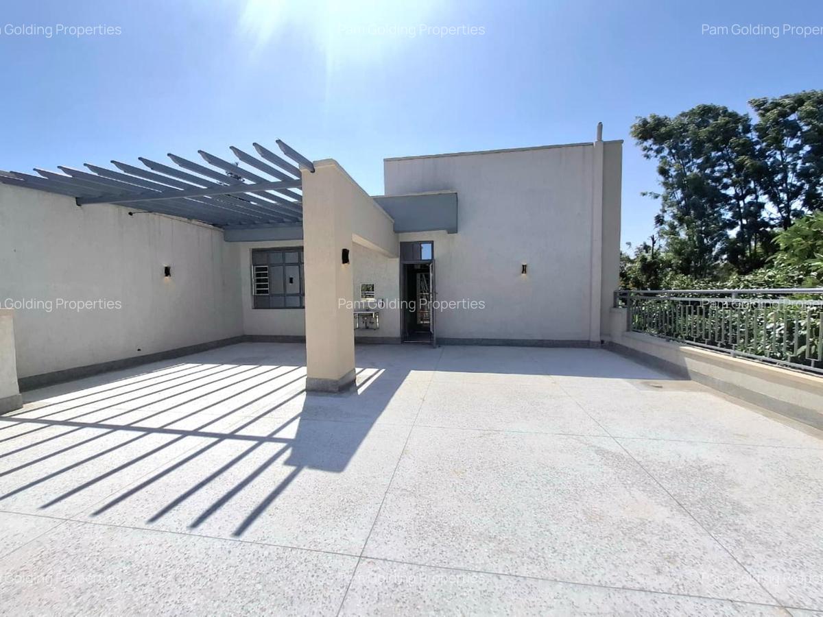 4 Bed House at Garden Estate Road - 14