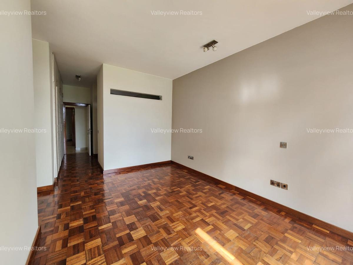 3 Bed Apartment with En Suite at Westlands - 8