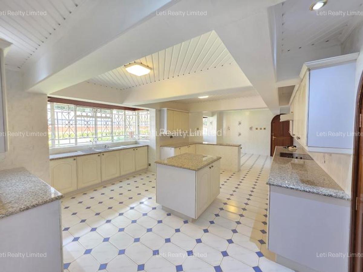 Commercial Property with Service Charge Included in Lavington - 6