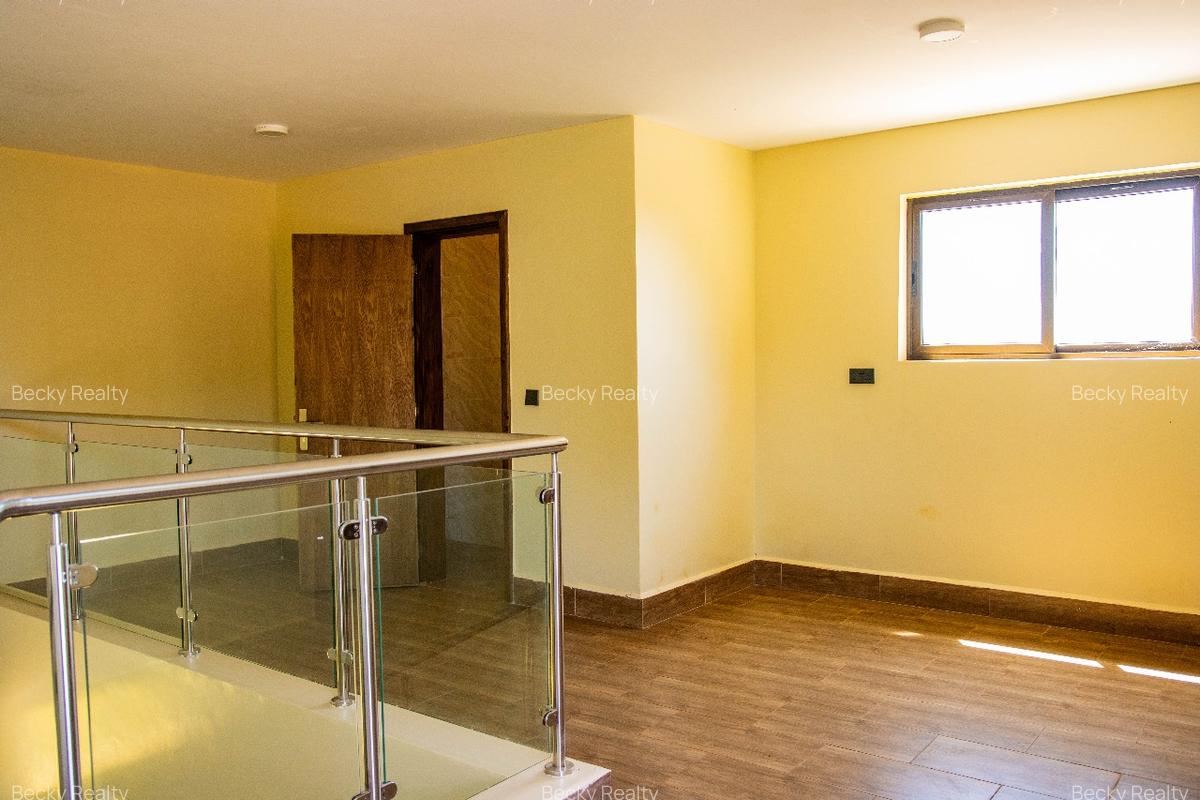 4 Bed House with En Suite at Riabai Road - 6