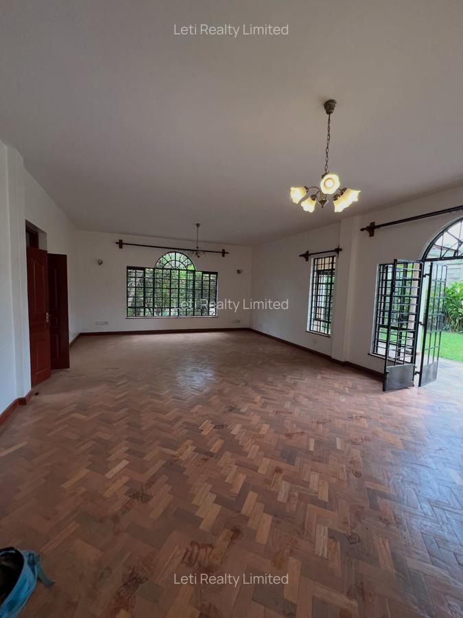 4 Bed Townhouse with En Suite in Kitisuru - 10