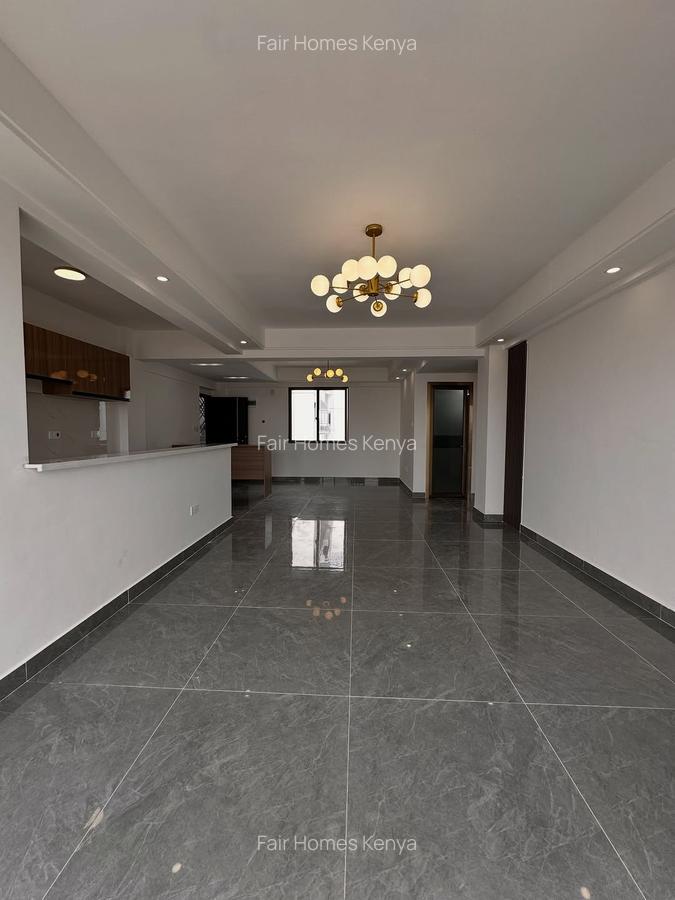 2 Bed Apartment with En Suite at Riverside Drive - 10