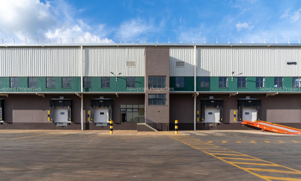 23,000 ft² Warehouse with Backup Generator in Thika Road - 2