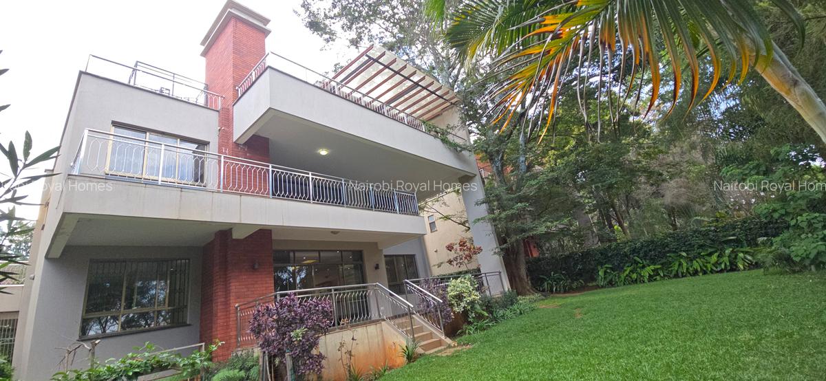 5 Bed Townhouse with En Suite at Tende Drive - 4