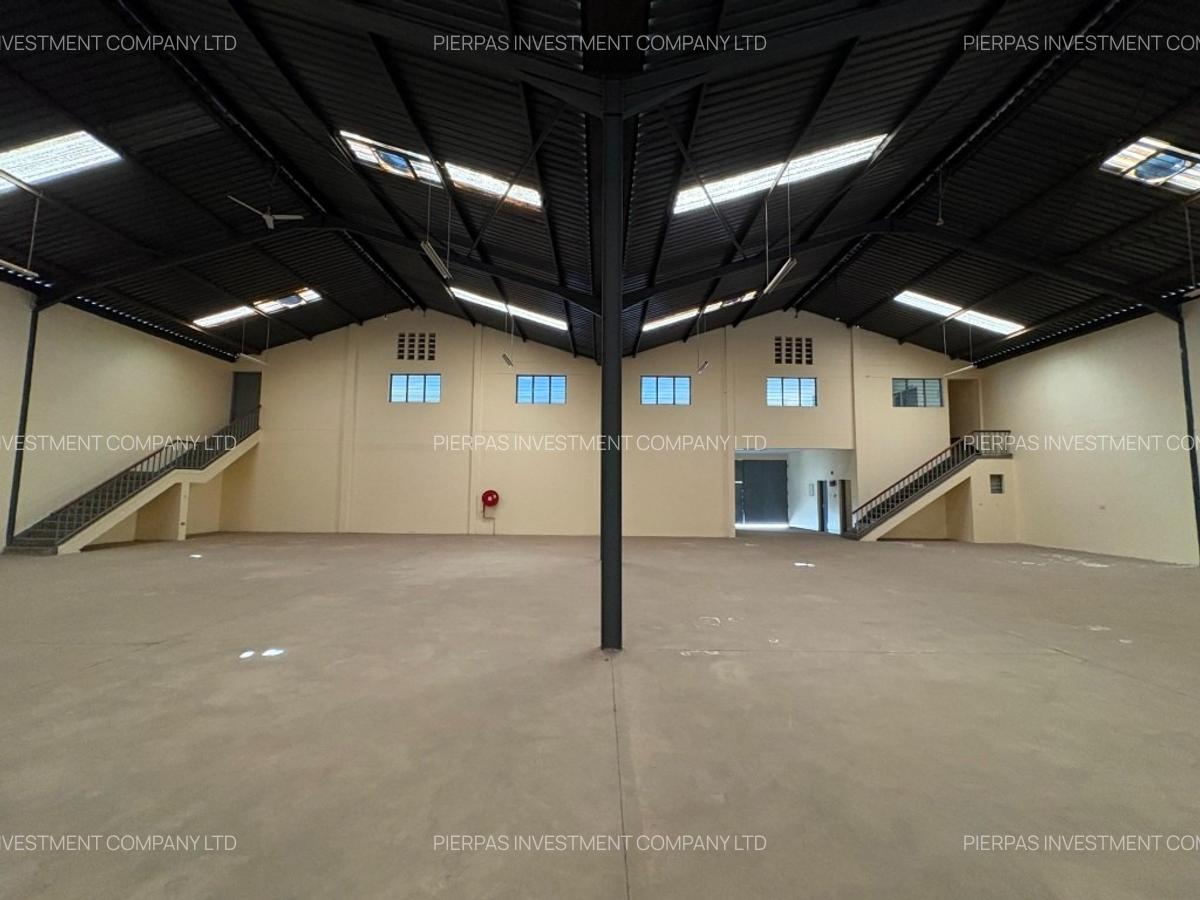 8,500 ft² Warehouse with Service Charge Included in Embakasi - 6