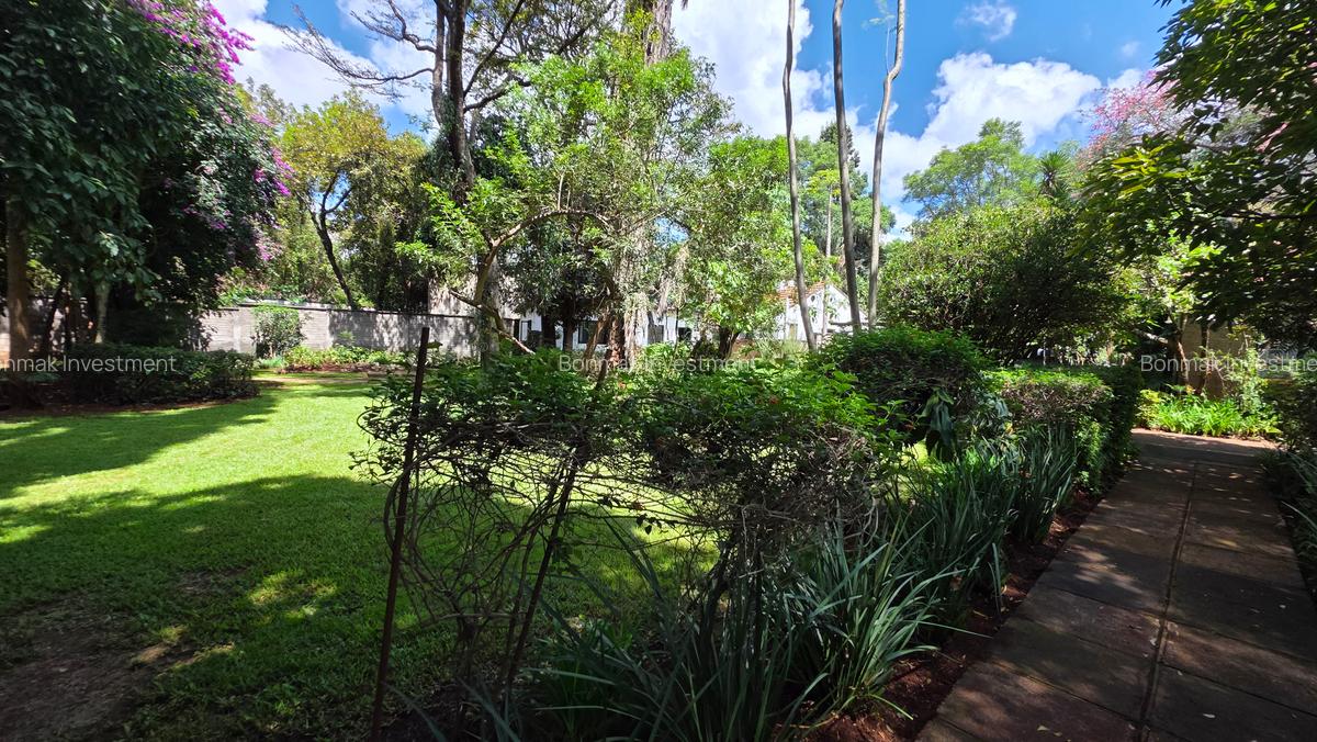 Residential Land at Lavington Green. - 5