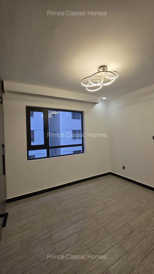 2 Bed Apartment with En Suite in Lavington - 7