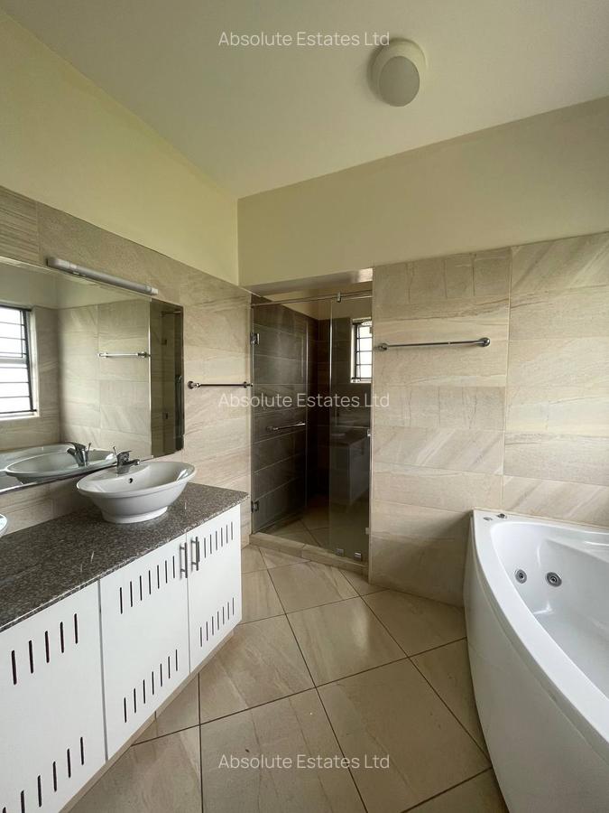 2 Bed Apartment with Swimming Pool in Kilimani - 14