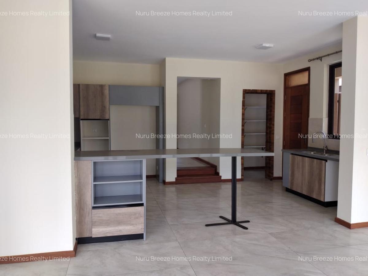 4 Bed Townhouse with En Suite in Karen - 15