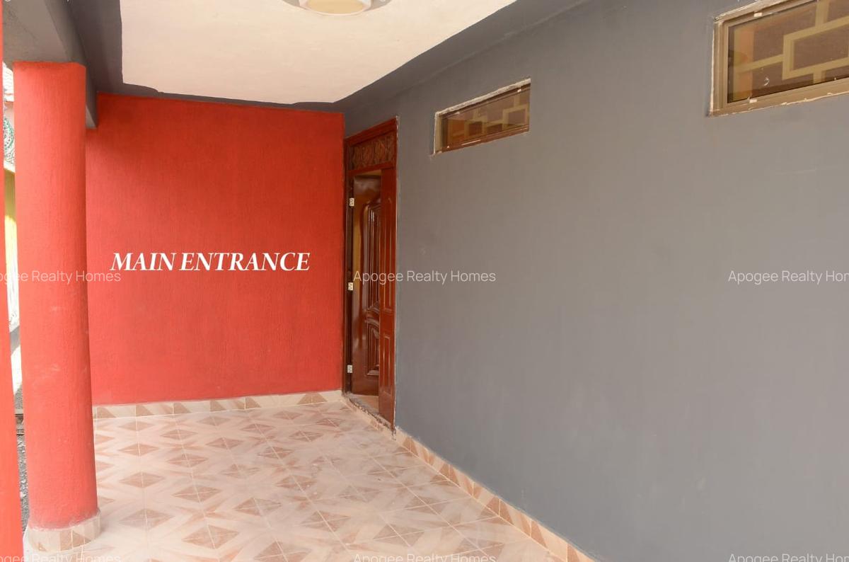 4 Bed House with En Suite at Membley - 3