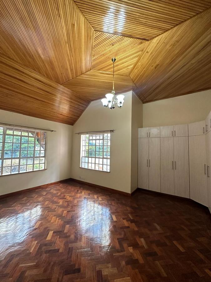 5 Bed Townhouse with En Suite in Lavington - 5