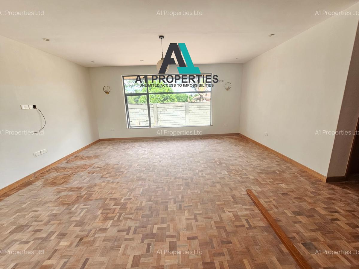 5 Bed Townhouse with En Suite in Lavington - 15