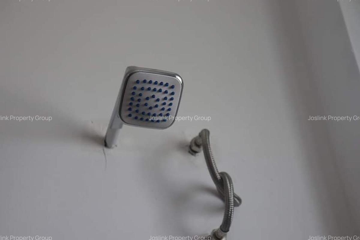 1 Bed Apartment with En Suite in Mtwapa - 12