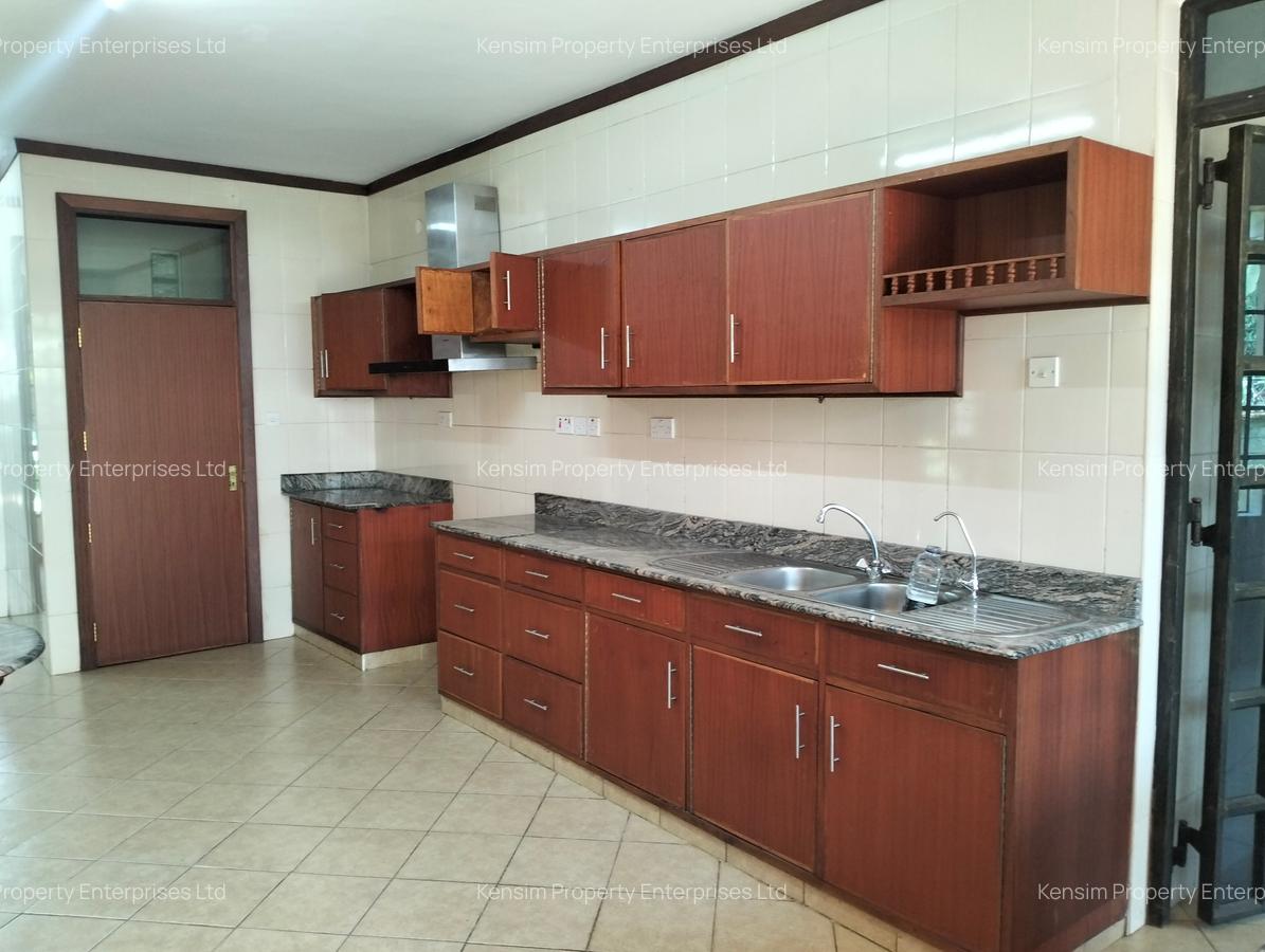 4 Bed Townhouse with En Suite in Muthaiga - 5