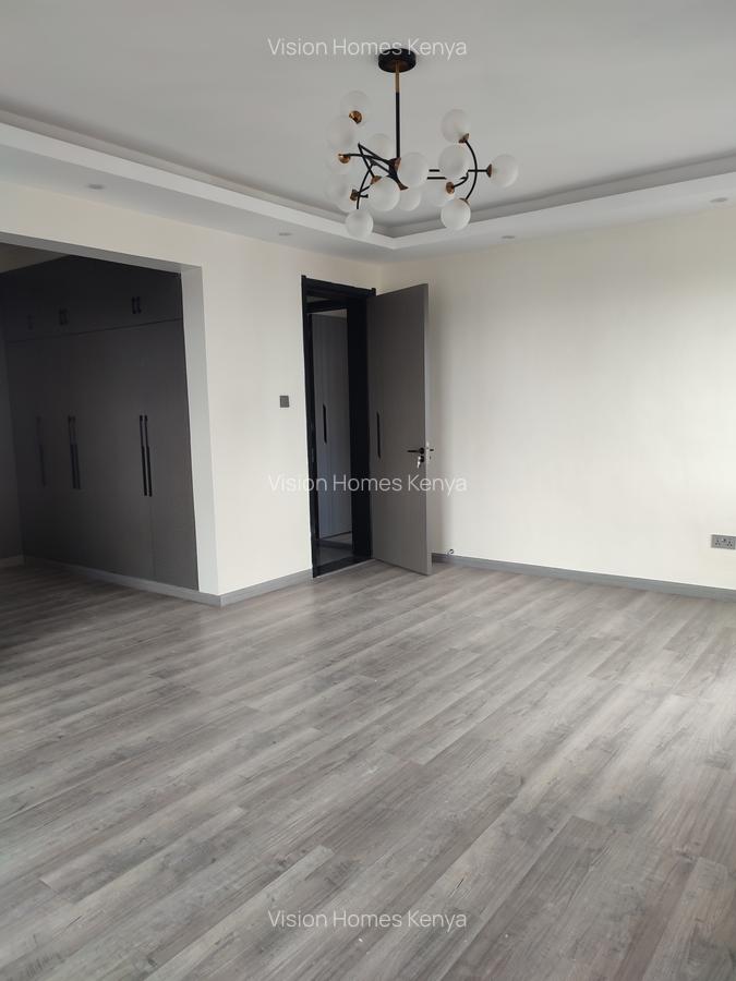 4 Bed Apartment with En Suite in Lavington - 14