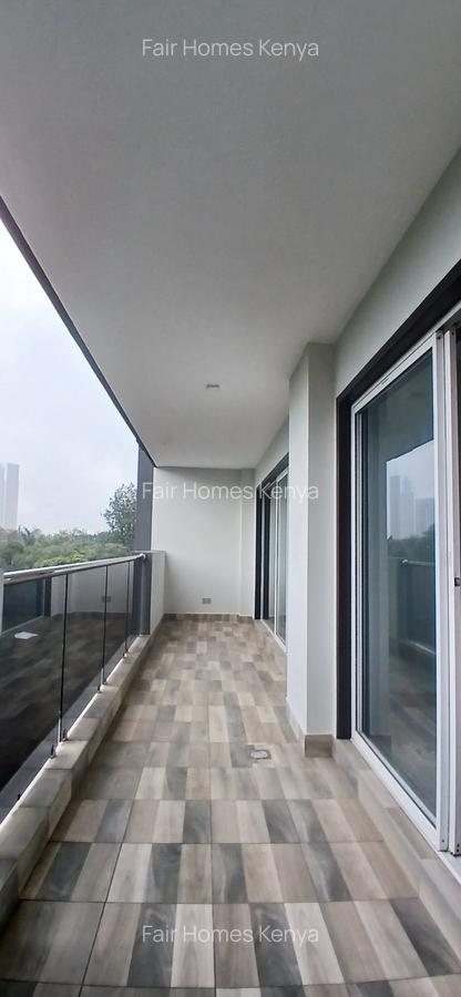 2 Bed Apartment with En Suite at Riverside Drive - 3