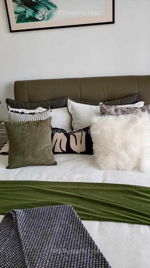 3 Bed Apartment with En Suite at Gateway Mall - 4