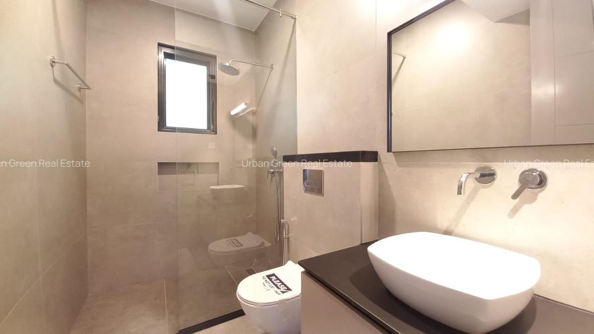 4 Bed Townhouse with En Suite in Langata - 6