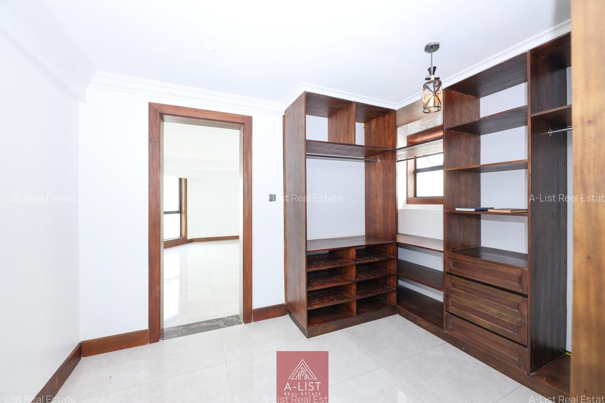 5 Bed Apartment with En Suite at Nyando Road - 6
