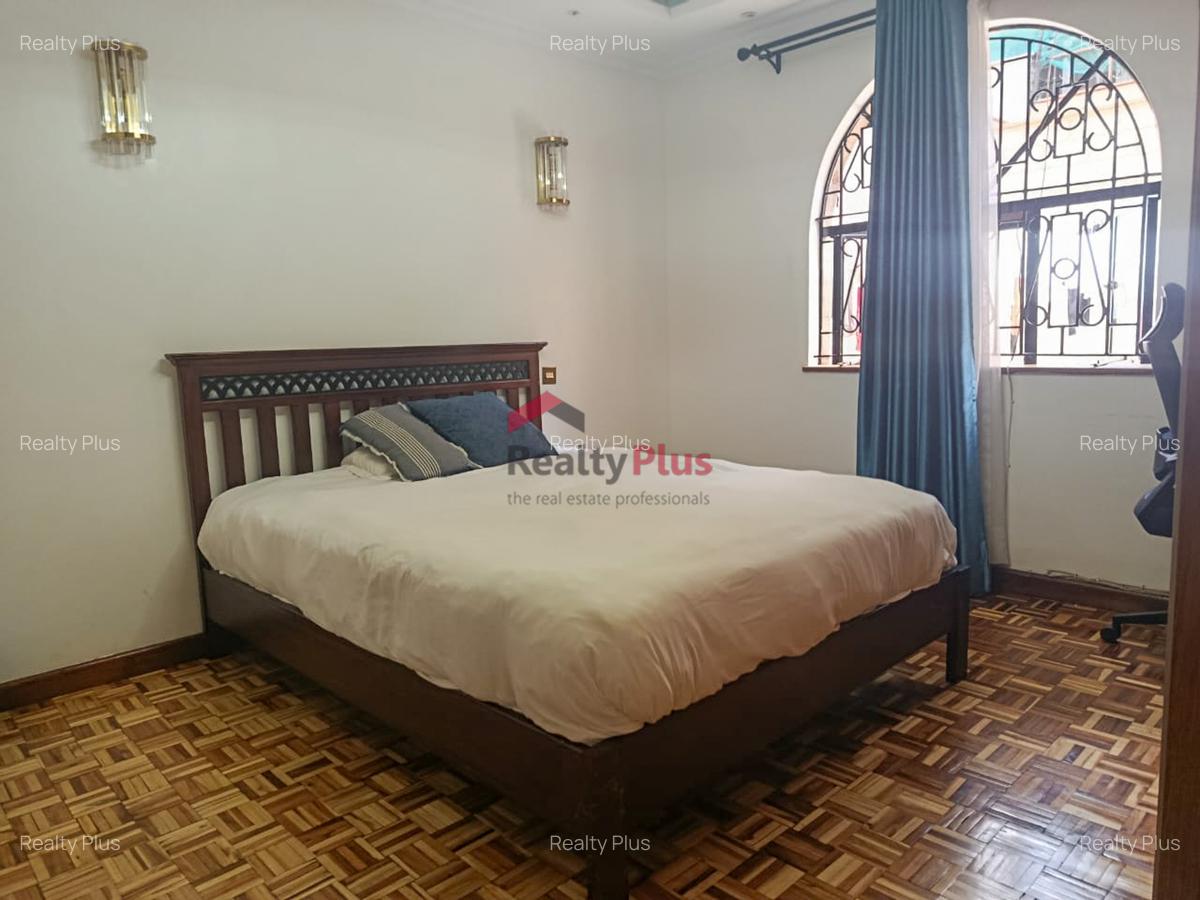 4 Bed House with En Suite in Westlands Area - 6