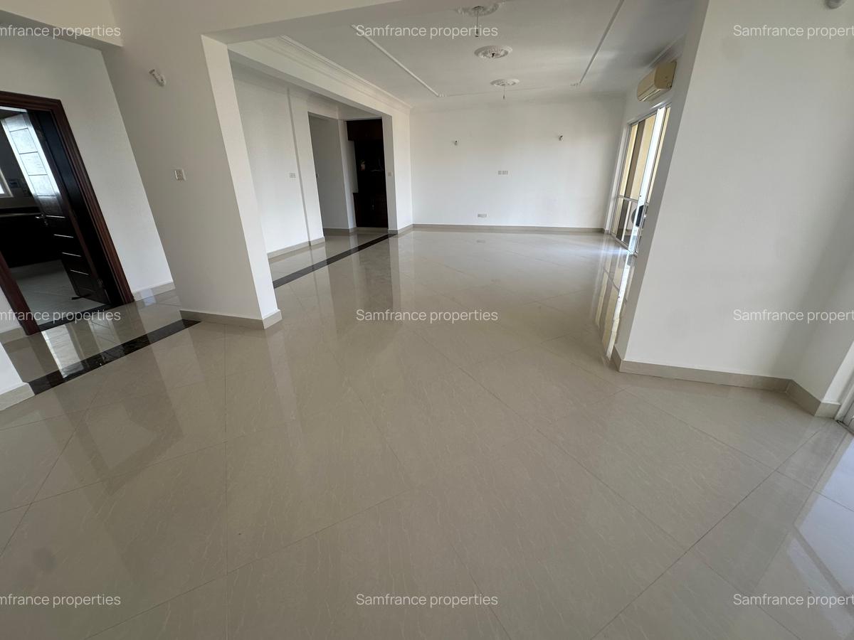 3 Bed Apartment with En Suite at Kenyatta Road - 4