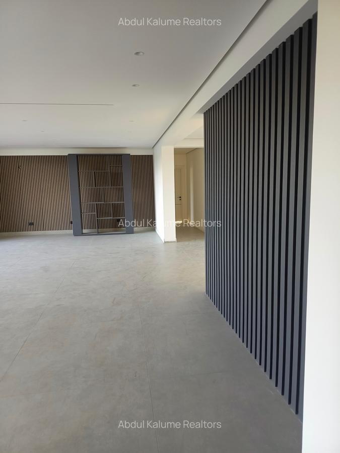 Serviced 3 Bed Apartment with En Suite at Nyali - 13