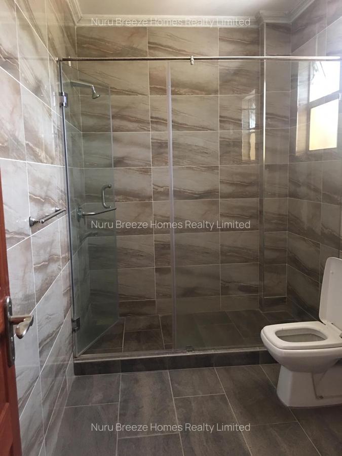 3 Bed Apartment with En Suite in Riverside - 15