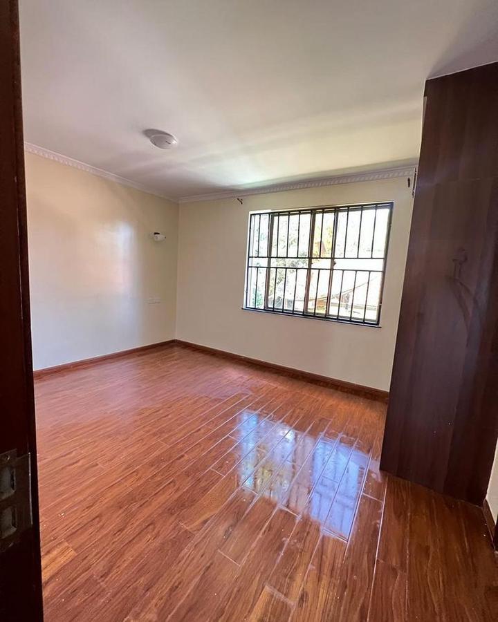 5 Bed Townhouse with En Suite in Lavington - 7