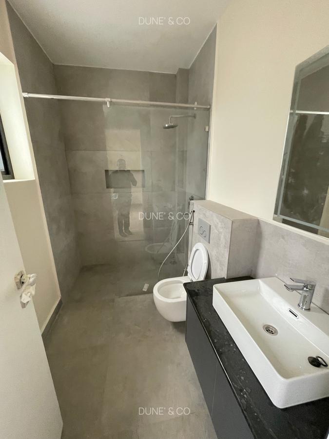 3 Bed Apartment with En Suite in Westlands Area - 15