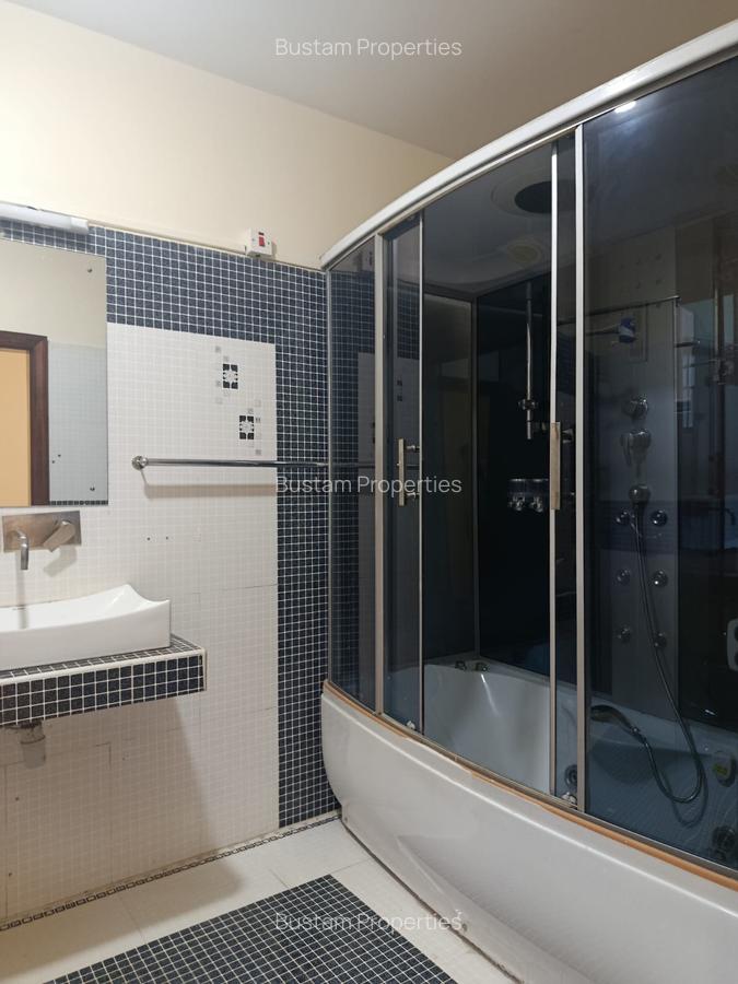 4 Bed Apartment with En Suite in Lavington - 7