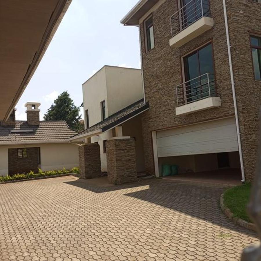 5 Bed House with En Suite at Bogani Road - 7