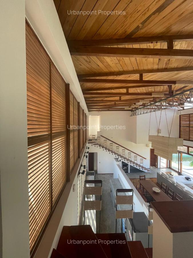 4 Bed House with En Suite in Nyali Area - 8