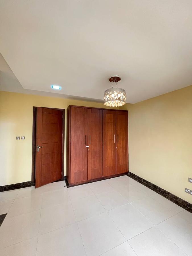 4 Bed Apartment with En Suite in Lavington - 12