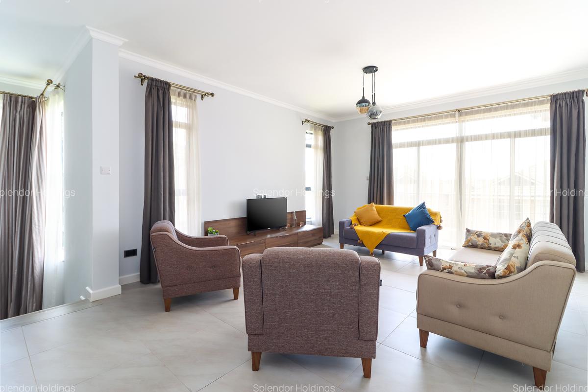 4 Bed Townhouse with En Suite in Runda - 8