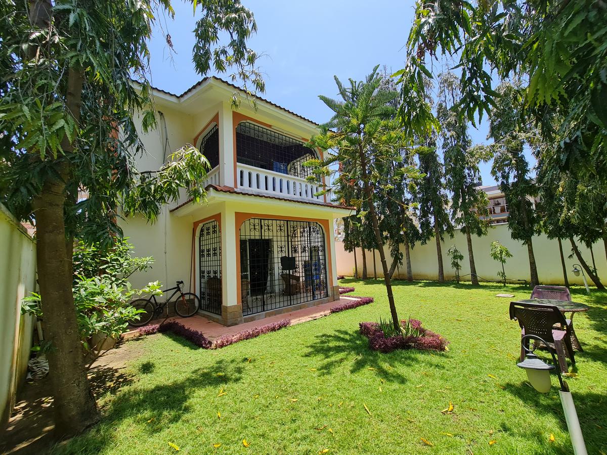 4 Bed Villa with En Suite in Nyali Area - 2