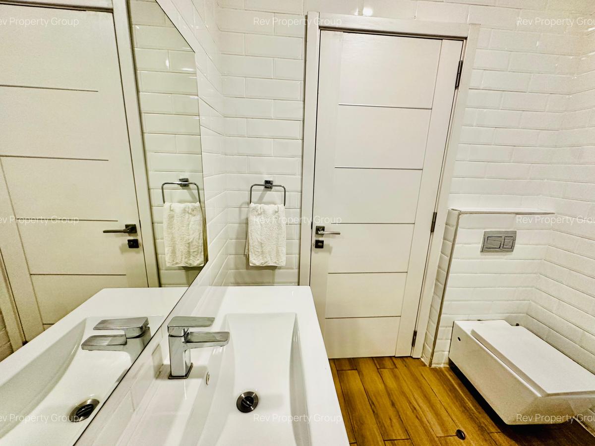 Serviced 2 Bed Apartment with En Suite in Lavington - 13