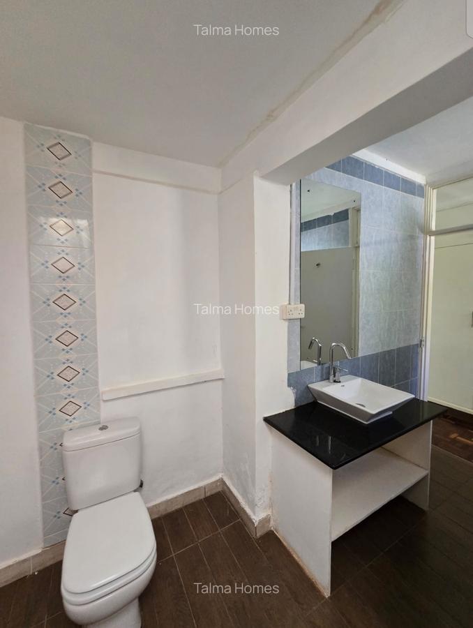 4 Bed House with En Suite at Loresho - 9