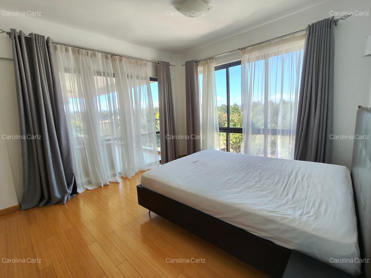 Serviced 2 Bed Apartment with En Suite at Brookside Drive - 14