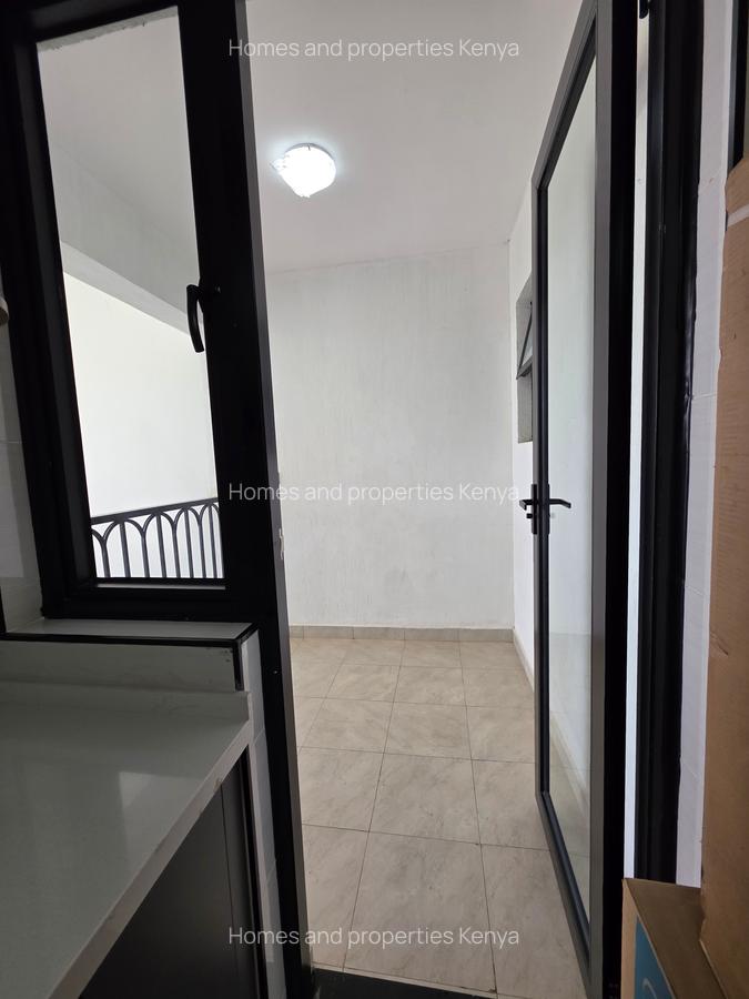 Serviced 2 Bed Apartment with En Suite in Syokimau - 5