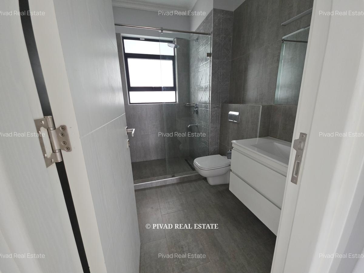 3 Bed Townhouse with Swimming Pool in Runda - 11