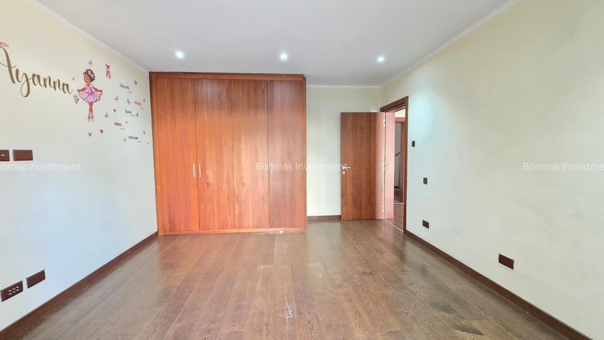 5 Bed Townhouse with En Suite at Karbaserian Avenue - 12