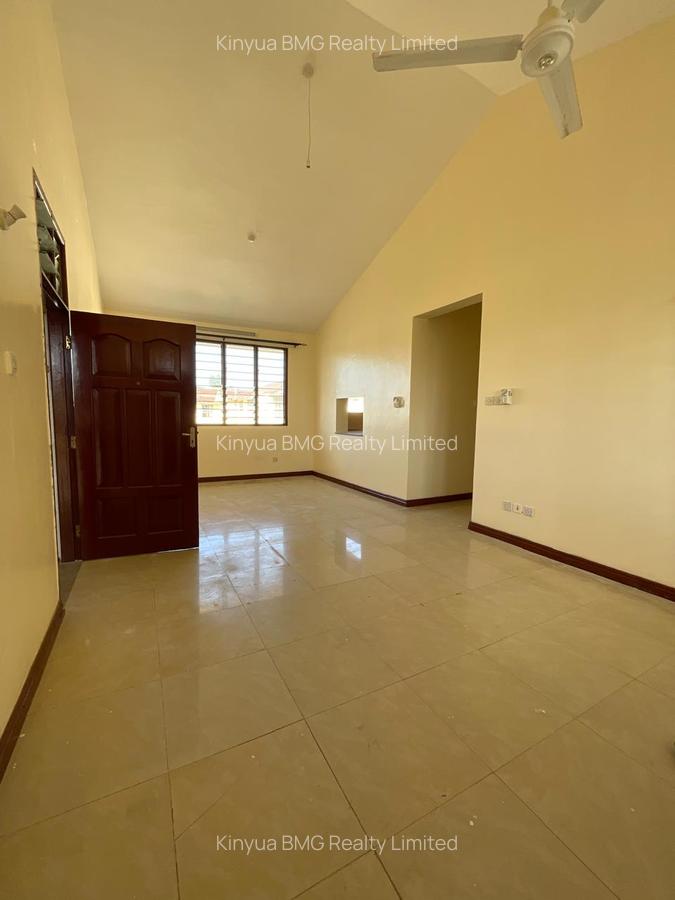 3 Bed Apartment with En Suite at Beach Road - 5