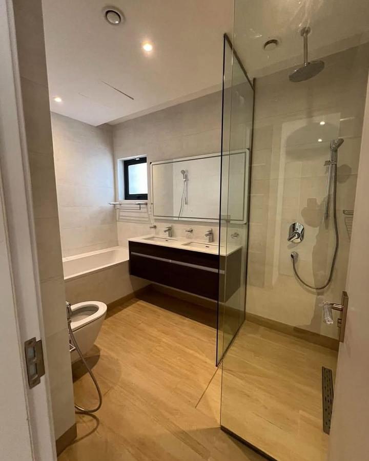5 Bed House with En Suite in Westlands Area - 6
