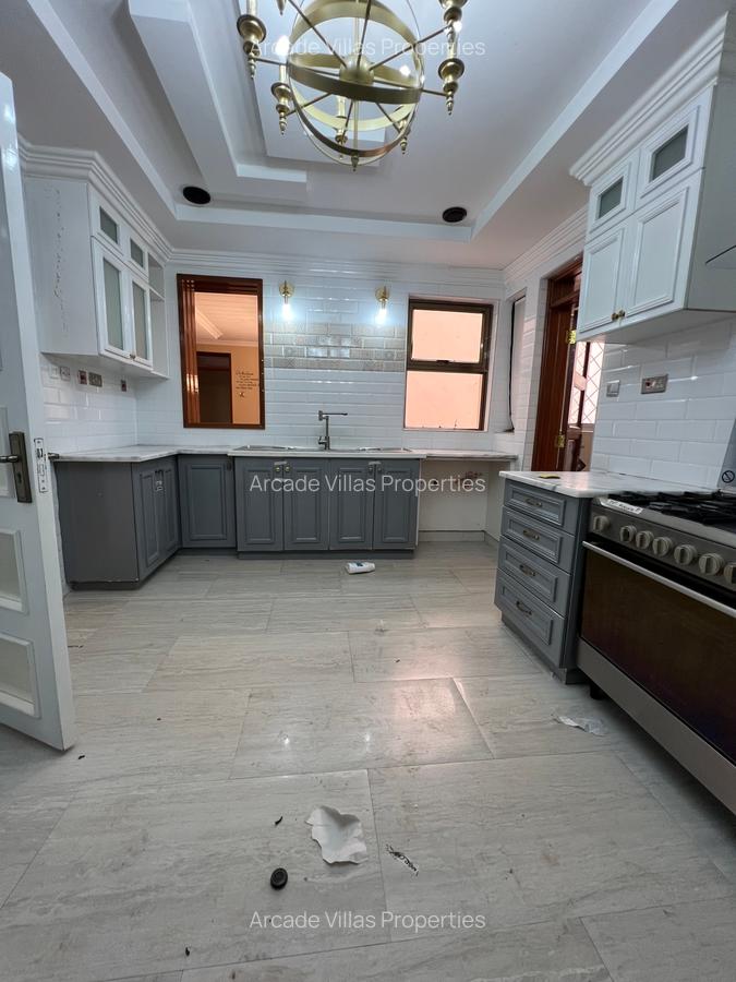 3 Bed Apartment with En Suite in Kileleshwa - 2