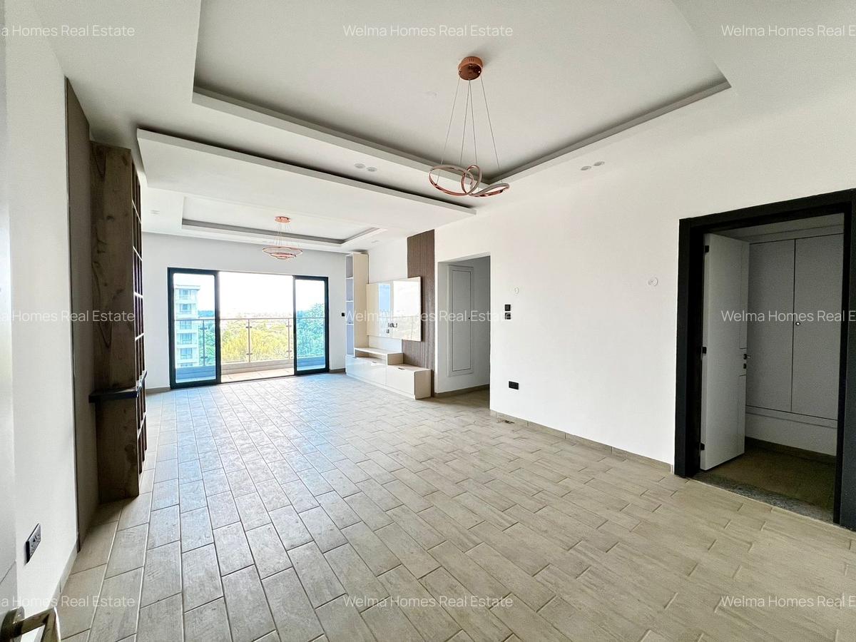 3 Bed Apartment with En Suite in Lavington - 5