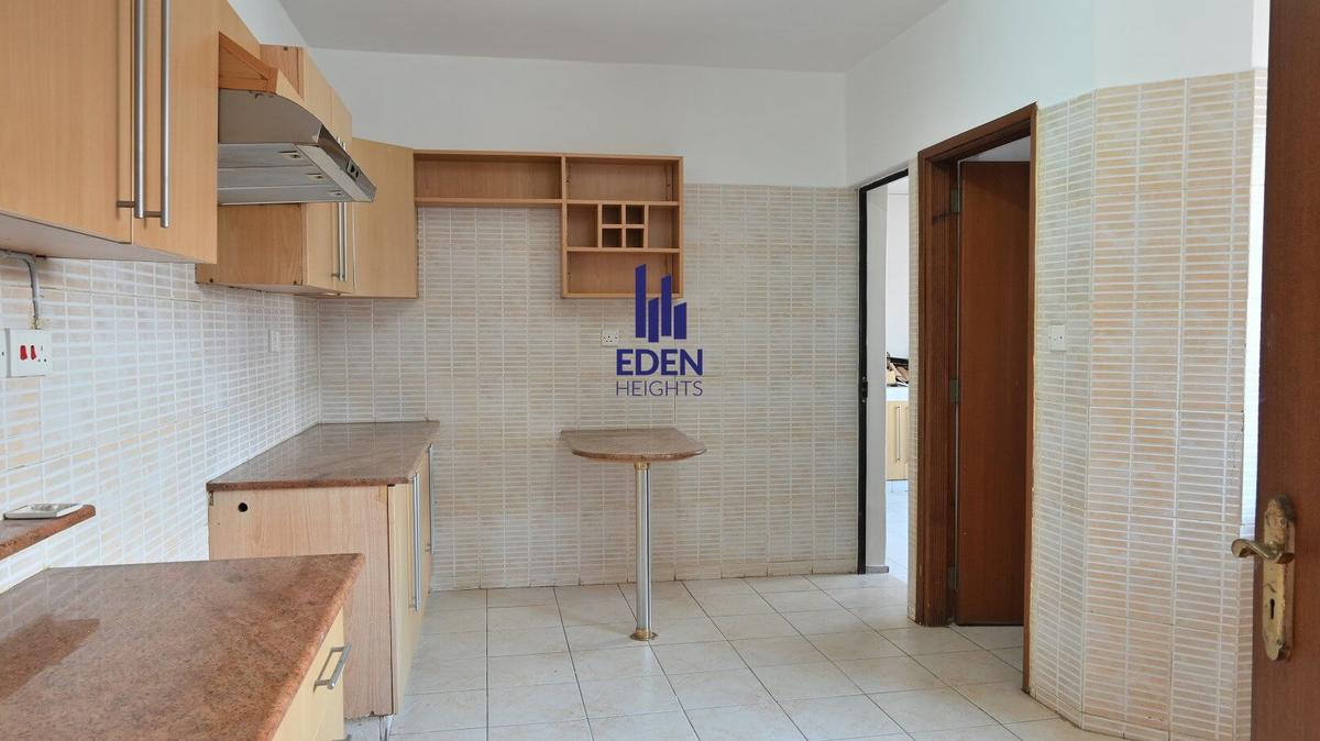 3 Bed Apartment with En Suite in Rhapta Road - 13