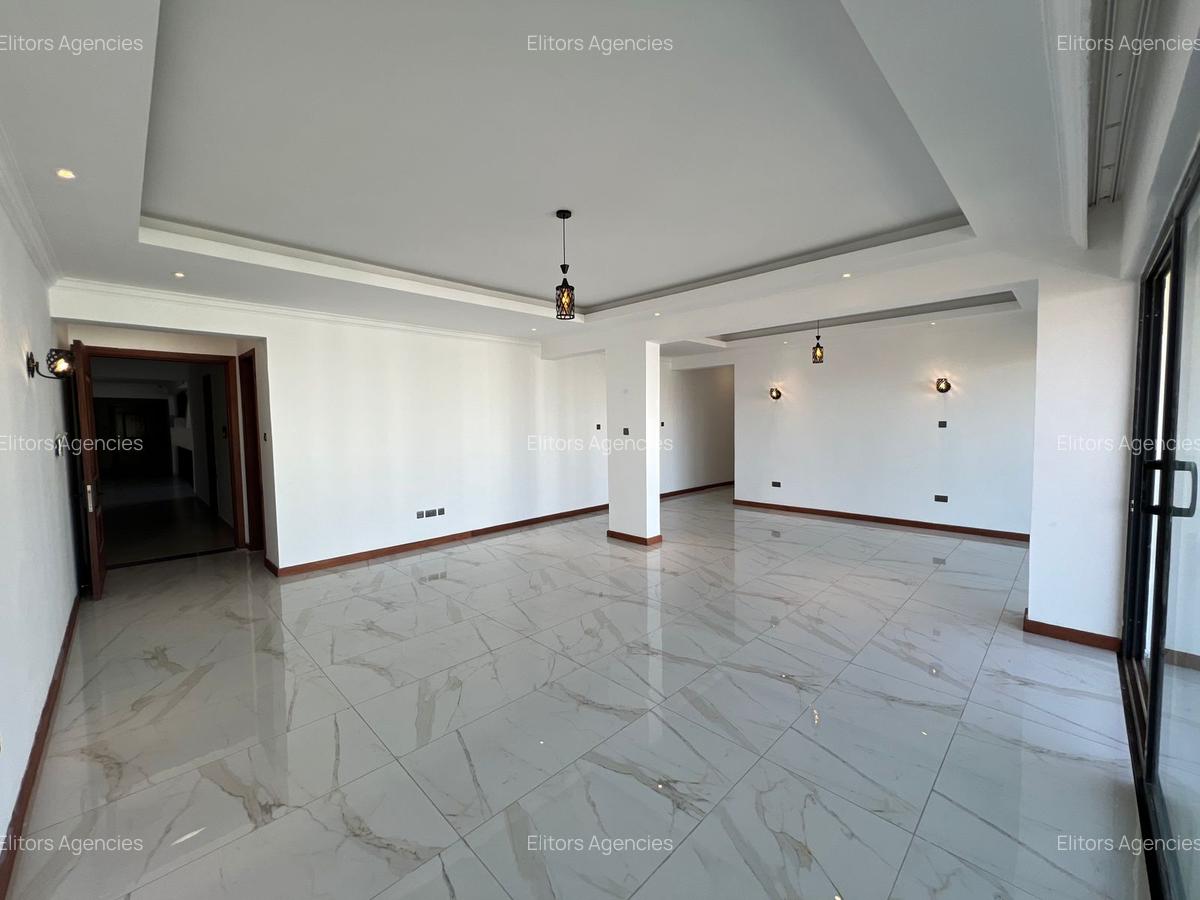 3 Bed Apartment with En Suite at Makueni Road - 5